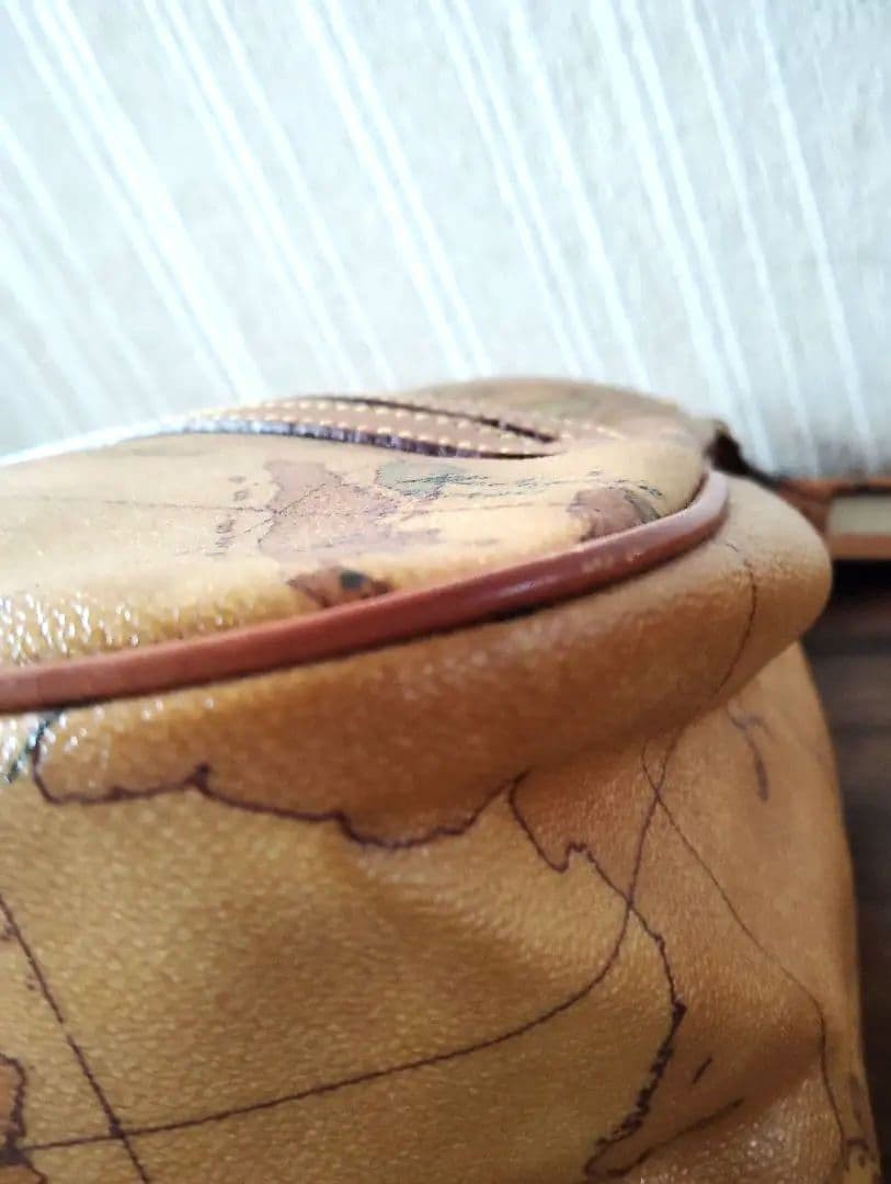 Prima Class PVC Shoulder Bag Map Pattern Tear-Sha… - image 6