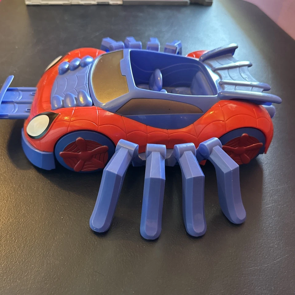 2021 Hasbro Spider Man Web Crawler Car Vehicle With Spring Loaded Bumper - Image 4 of 4