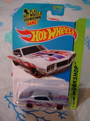 Hot Wheels HW WORKSHOP SILVER '70 BUICK GSX W/Flames 1/64 #BFD94