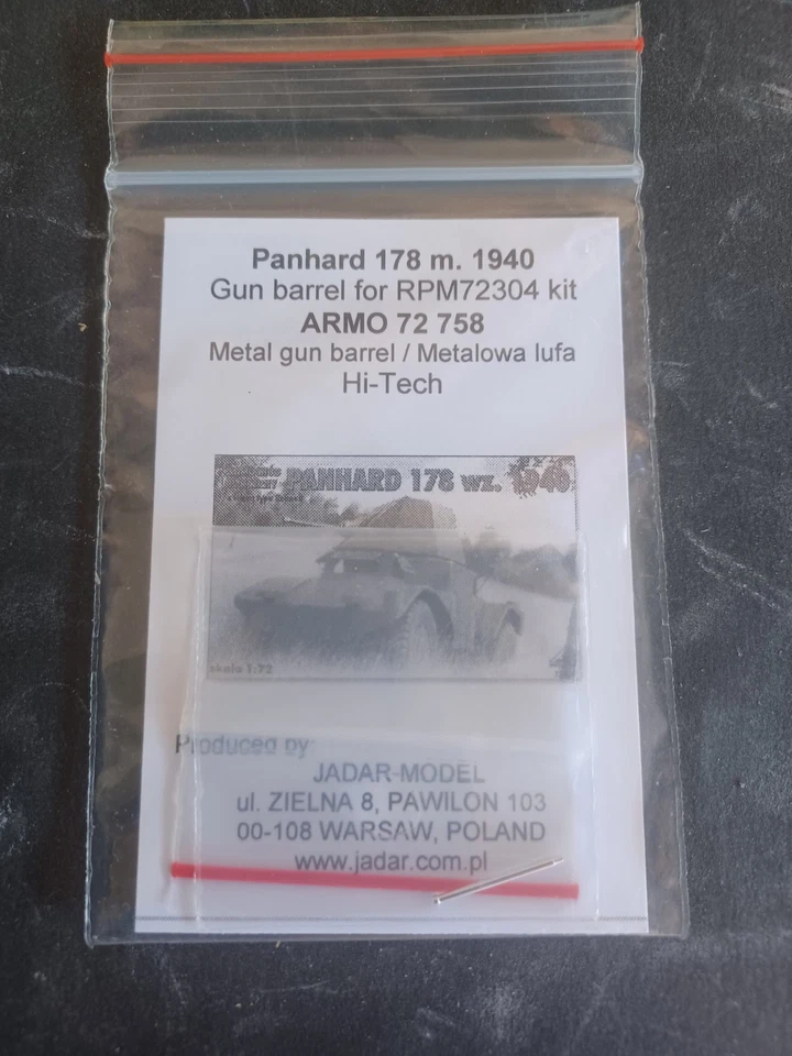 RPM - 72304 - autoblindo PANHARD 178 mod. 40 Tourelle Renault- plastic kit  1:72 - Immagine 2 di 2