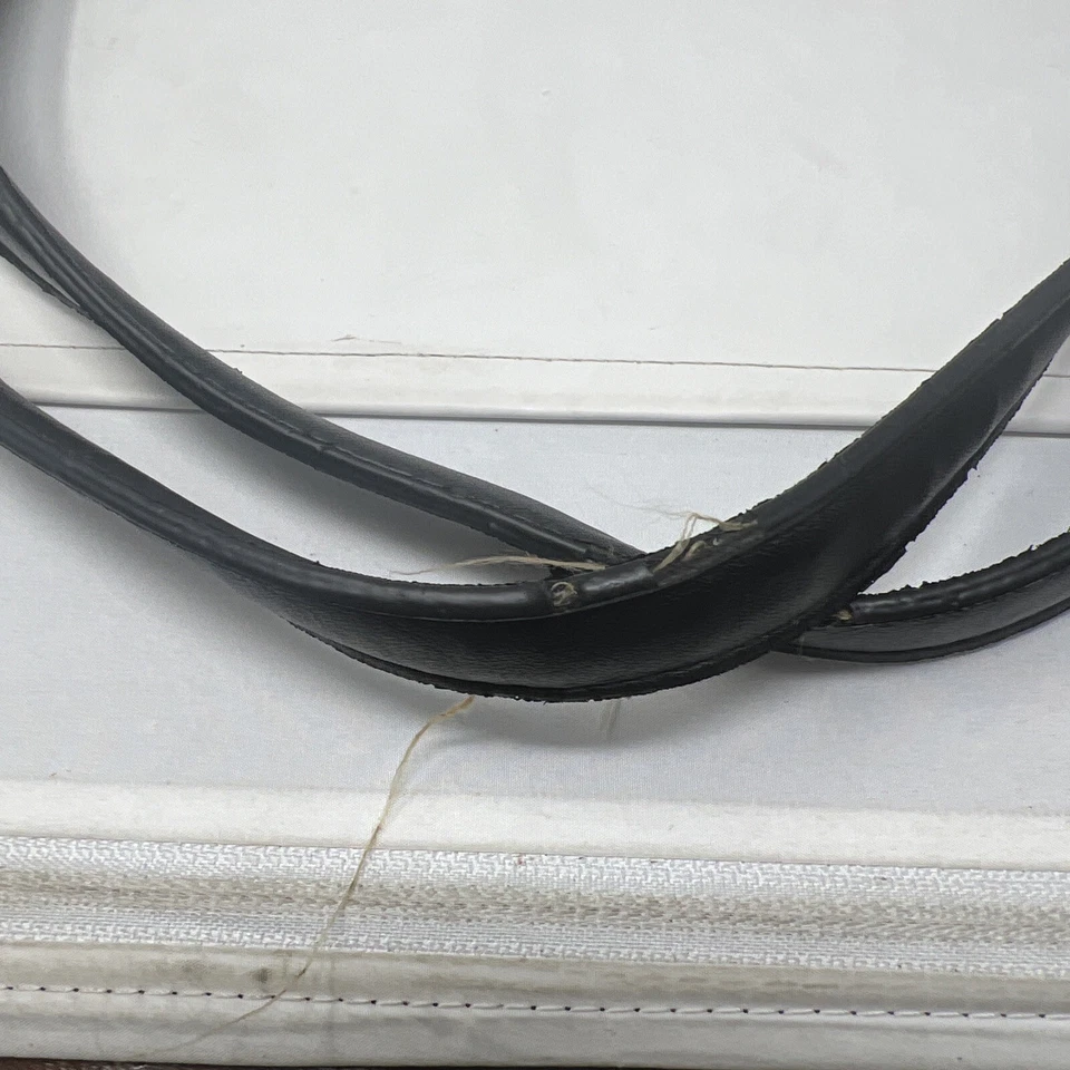 Max Edition 钱包大号黑色金色装饰钱包 — 第 4/4 张图片