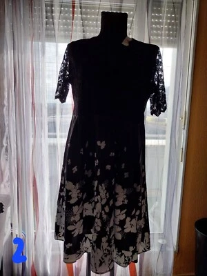 2 - Robe bleue motif floral blanc PYL - Photo 1/4