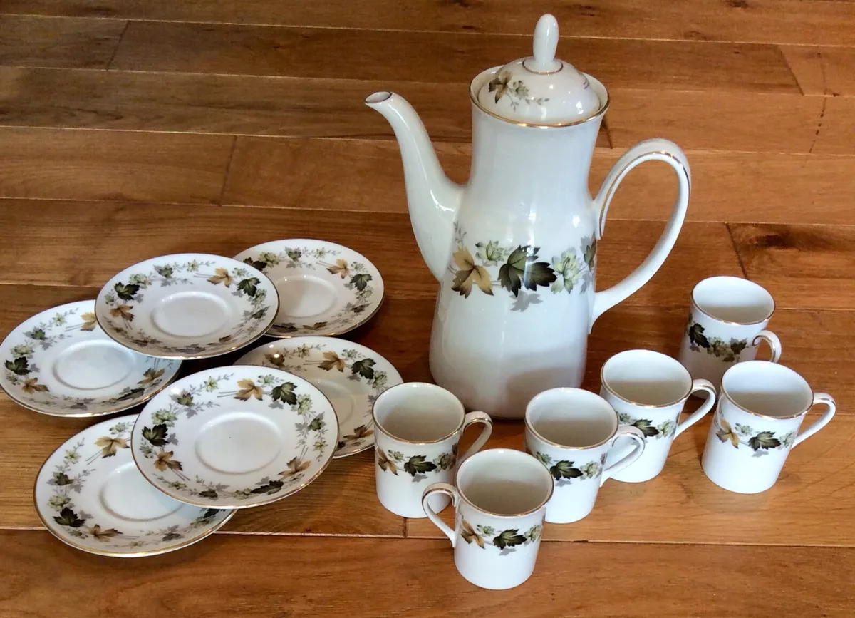 Royal Doulton Larchmont Huge vintage Coffee tea dinner Set