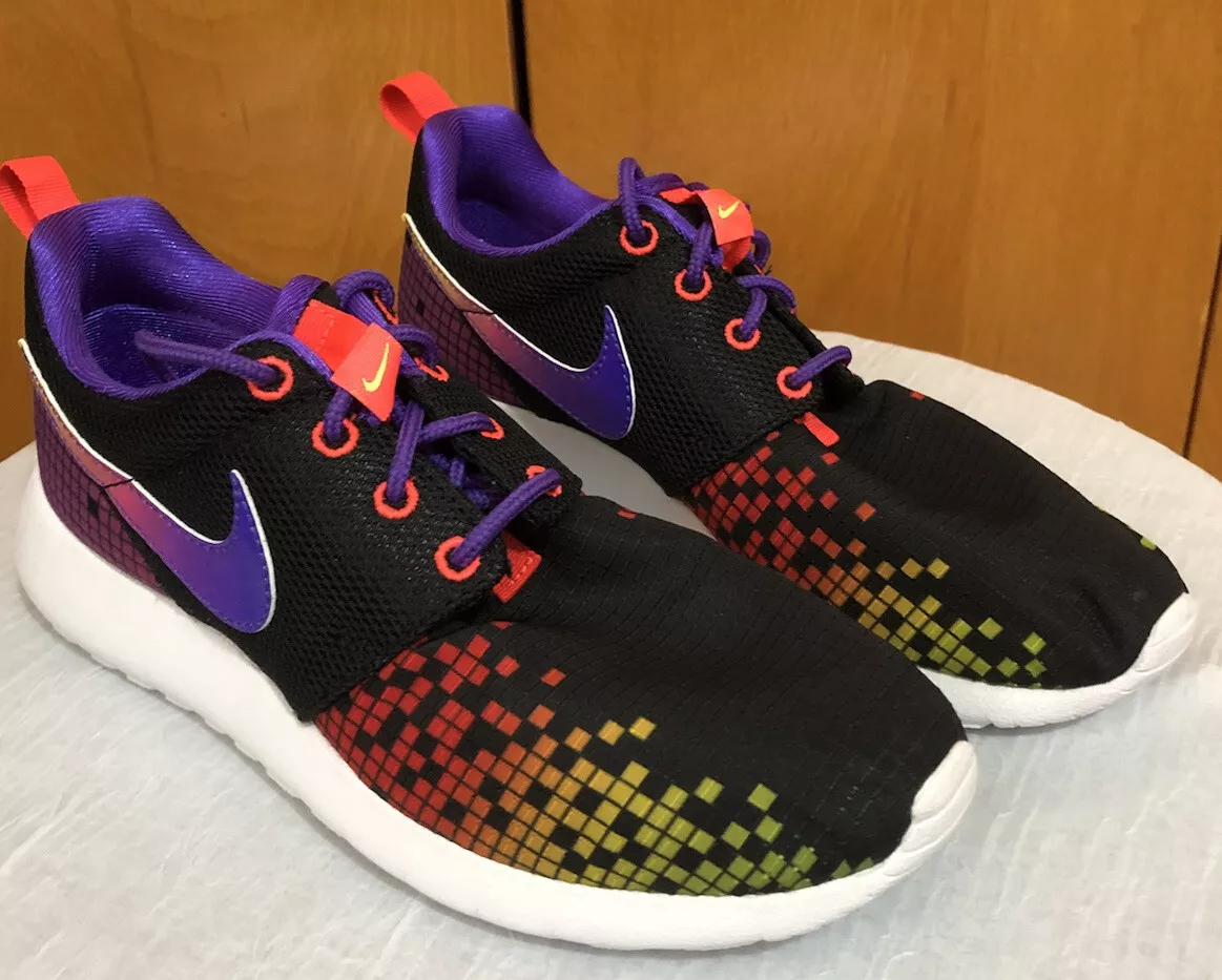 Nike Roshe One Print GS 677784-003 Black White color Violet Volt Red | eBay