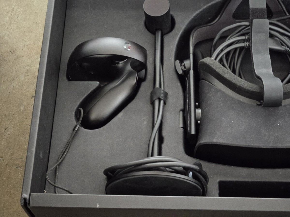  Rift CV1 フルセット Oculus Rift CV1 Touch コントローラー同梱版 VR ヘッドマウント