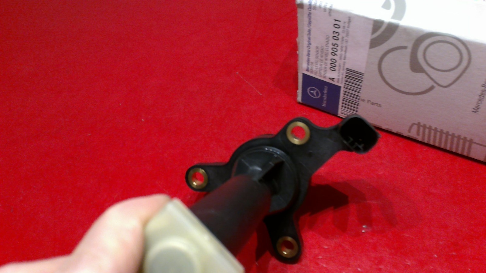 Mercedes W203 W271 Dodge Freightliner Sprinter Engine Oil Level Sensor