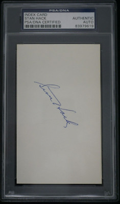 STAN HACK SIGNED INDEX CARD WITH PSA AUTHENTIC SLABBED AUTO