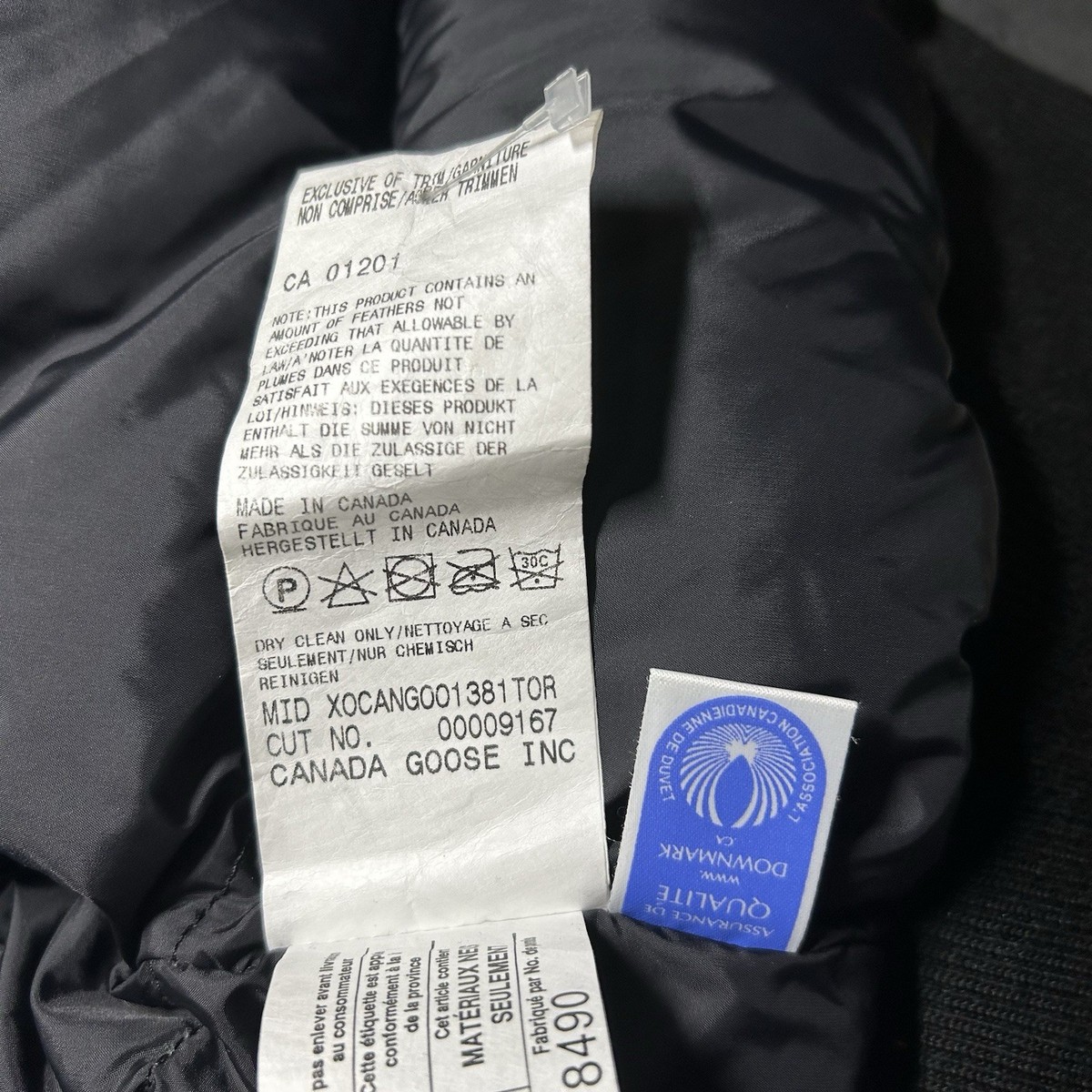 NWOT Canada Goose Graphite Chilliwack Bomber Jacket W/ Fur - Size NWOT Canada Goose Graphite Chilliwack Bomber Jacket W/ Fur - Size