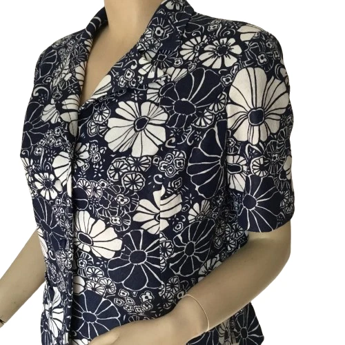 TAILLEUR JUPE VINTAGE A FLEURS DES ANNÉES 1970’S - Photo 3/4