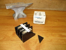 Allen Bradley 1492-PD3C141 NEW PLZ READ Power Distribution Block