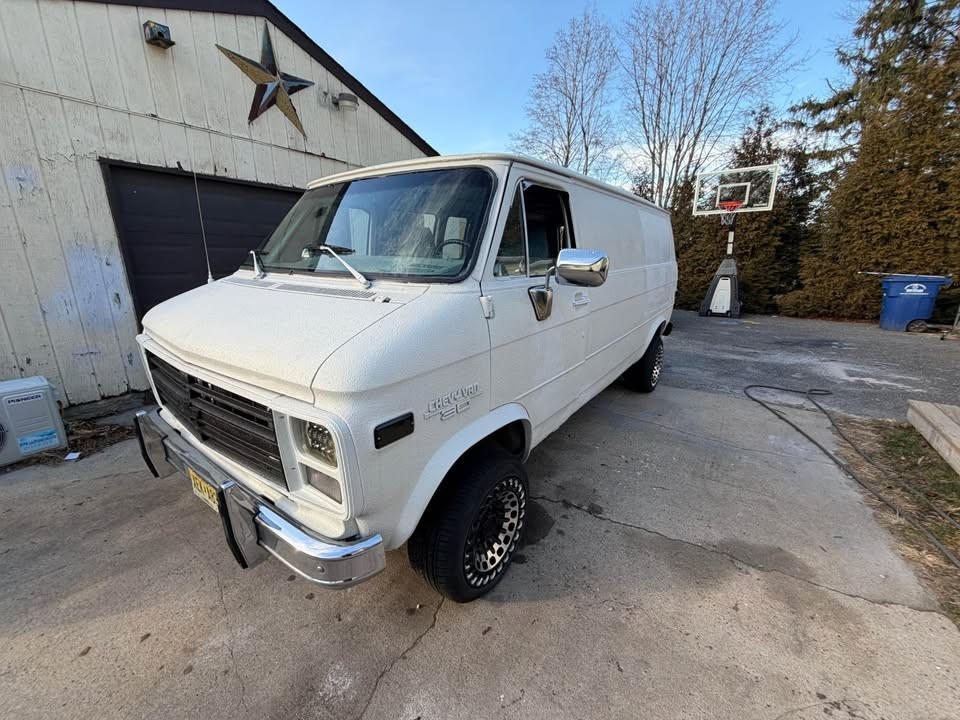 1989 Chevrolet G30 for sale in Beverly New Jersey