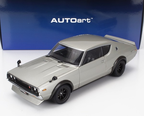 Statisches Modellauto Autoart Nissan Skyline 2000 GT-R KPGC110 Coupe 1973 1/18-image