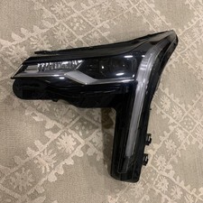 2021 2022 2023 2024 CADILLAC CT4 OEM LEFT SIDE HEADLIGHT 84977278