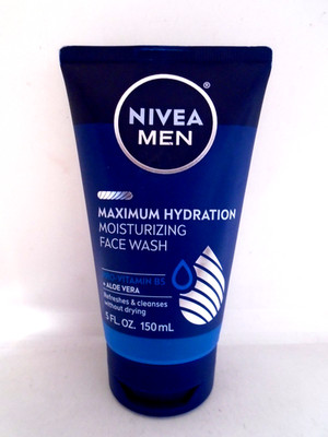 NIVEA Men Maximum Hydration Moisturizing Face Wash - 5 fl oz