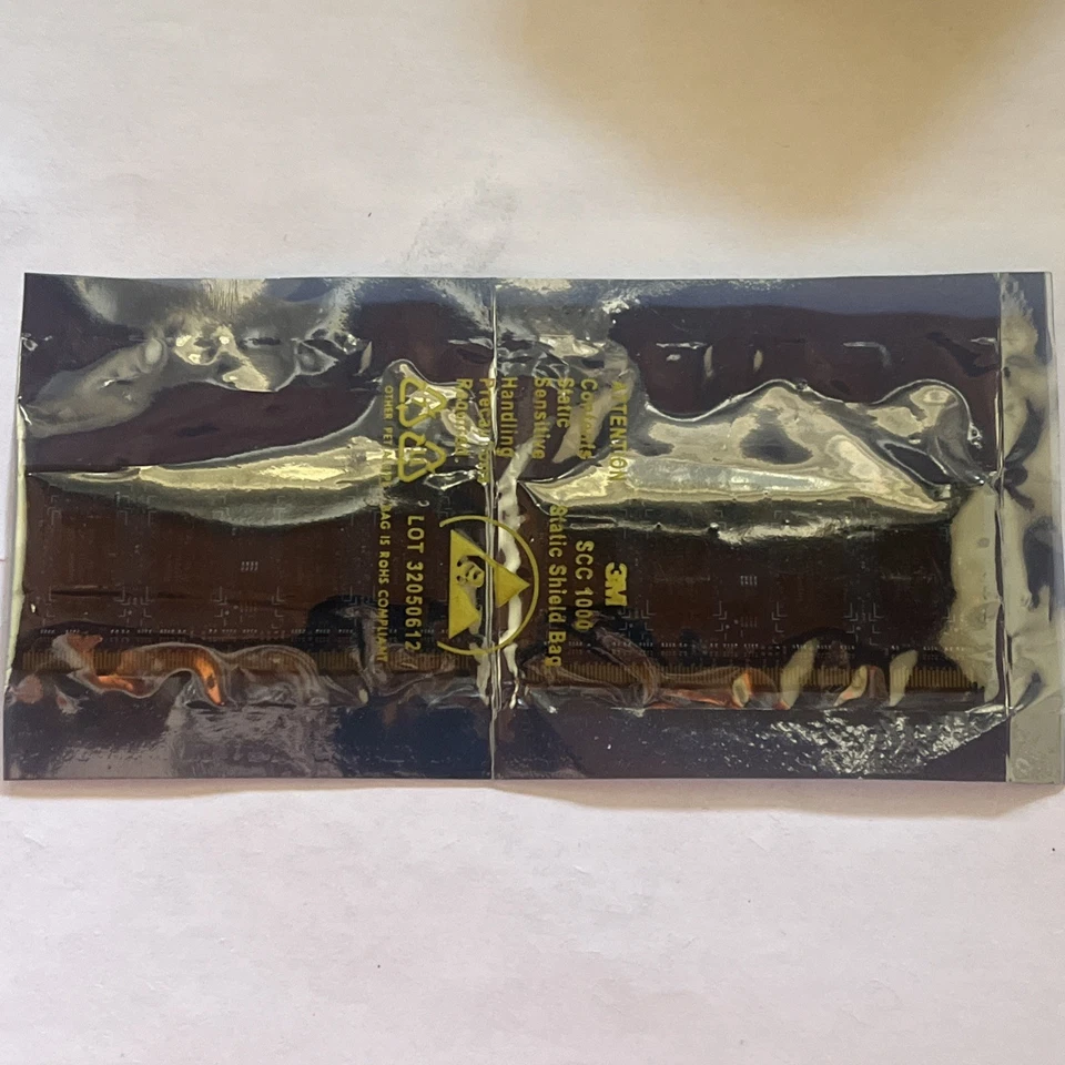 2 BRAND NEW HYNIX - 1GB  2RX16 PC2-6400S-666-12 Laptop RAM - Image 4 of 4