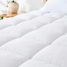 Comfort Queen Mattress Topper for Back Pain Relief Deep Pocket Washable Pad