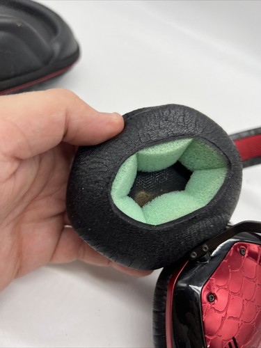 V-Moda Crossfade LP Headband Headphones - Rouge (Red)- R - Picture 4 of 5