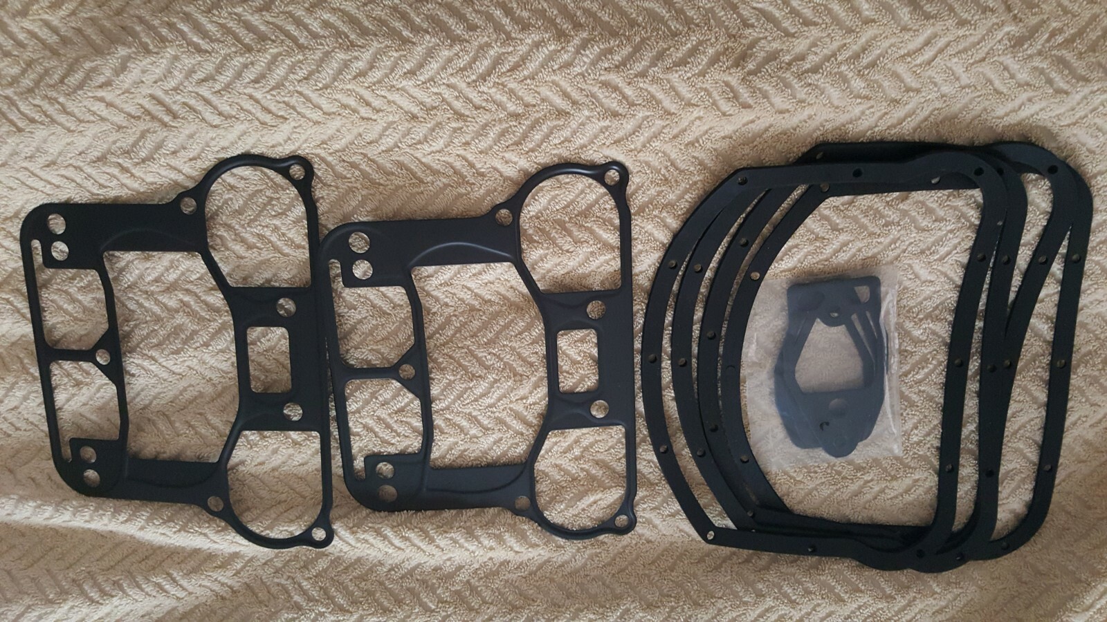 PANHEAD Rocker BOXES for EVO Engine .. with "Parts" .. in BLACK or