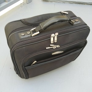 samsonite laptop roller bag
