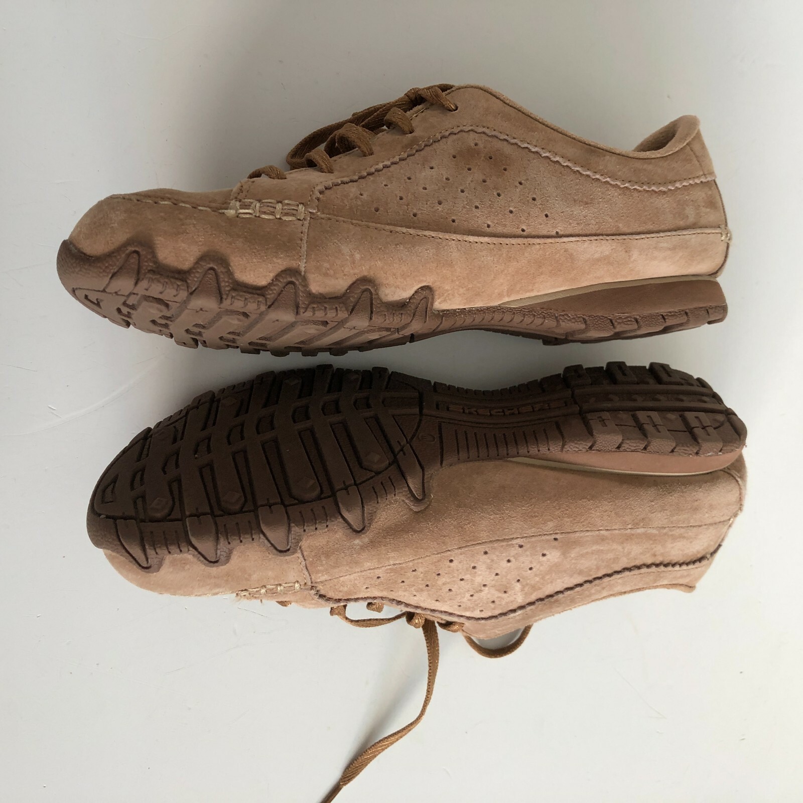 Skechers Womens Wide Fit Walking Shoes Size 8.5 Brown… Gem