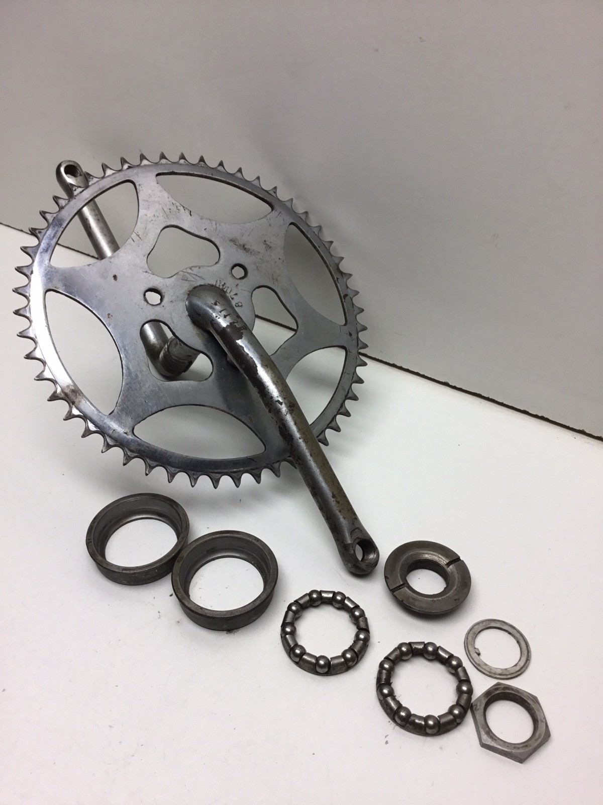 Vintage 1950s Schwinn AS&Co. Bicycle Crankset 26&rdquo; Phantom 