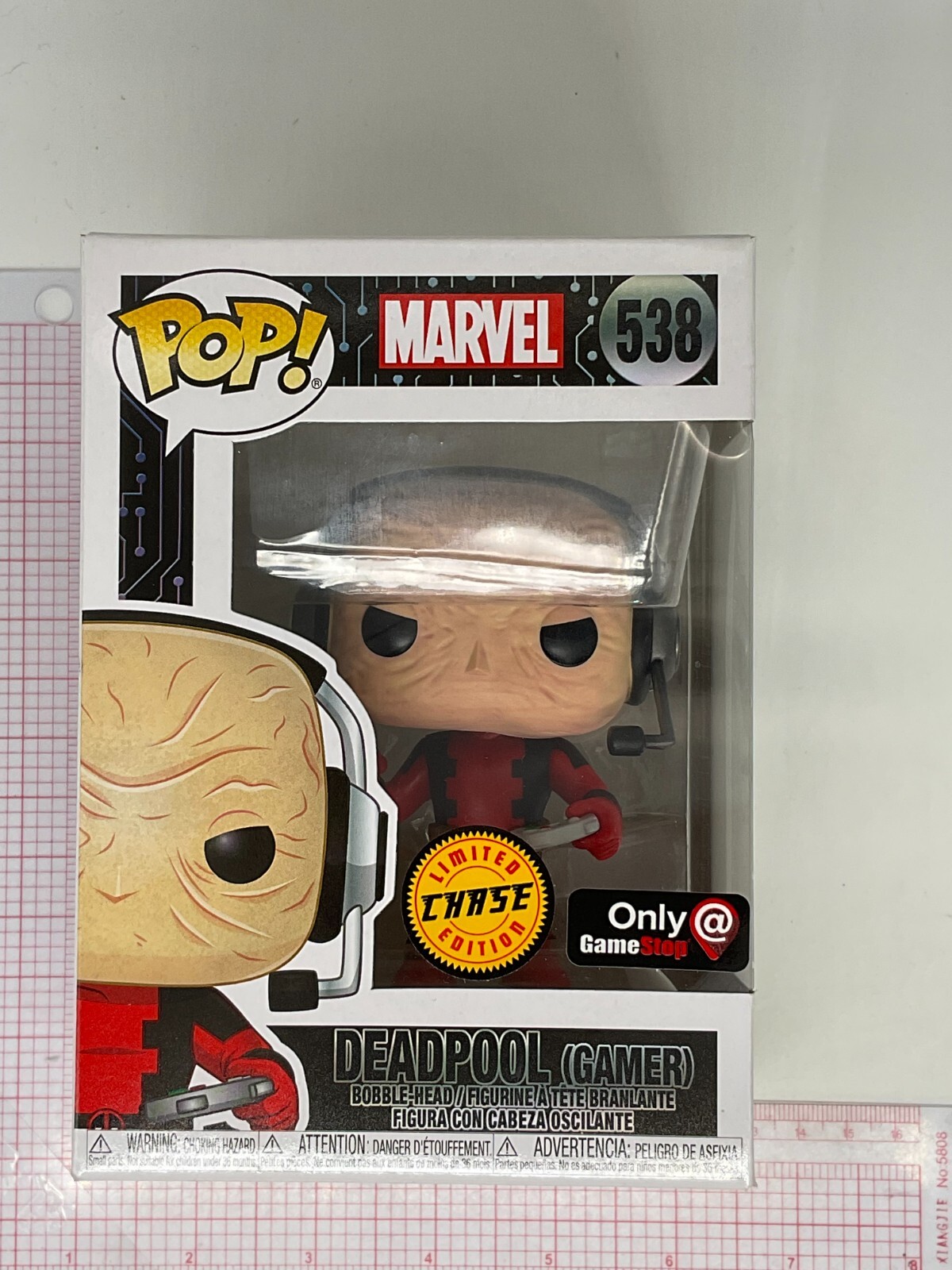 Funko Pop! Marvel Deadpool (Gamer) #538 Gamestop Exclusive Chase + Protector A04