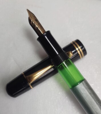 🔴PELIKAN 100 N Green Marbled Fountain Pen 14 K Gold 585 flex OM
