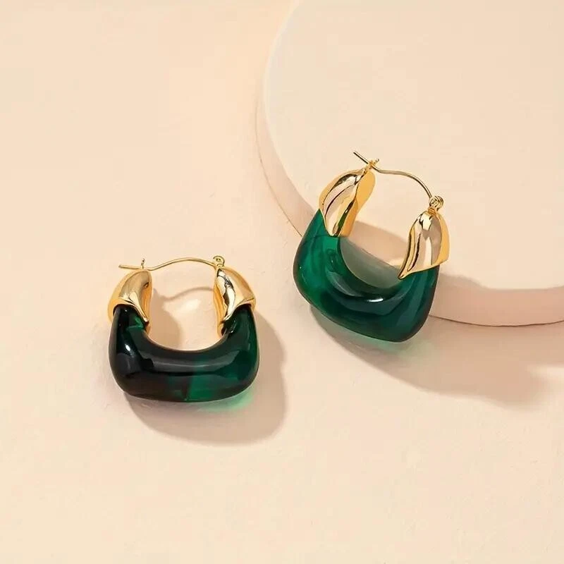 Fashion Women Retro 18K Gold Plated Geometric Green U-Shaped Earrings Gift New - Image 3 of 3