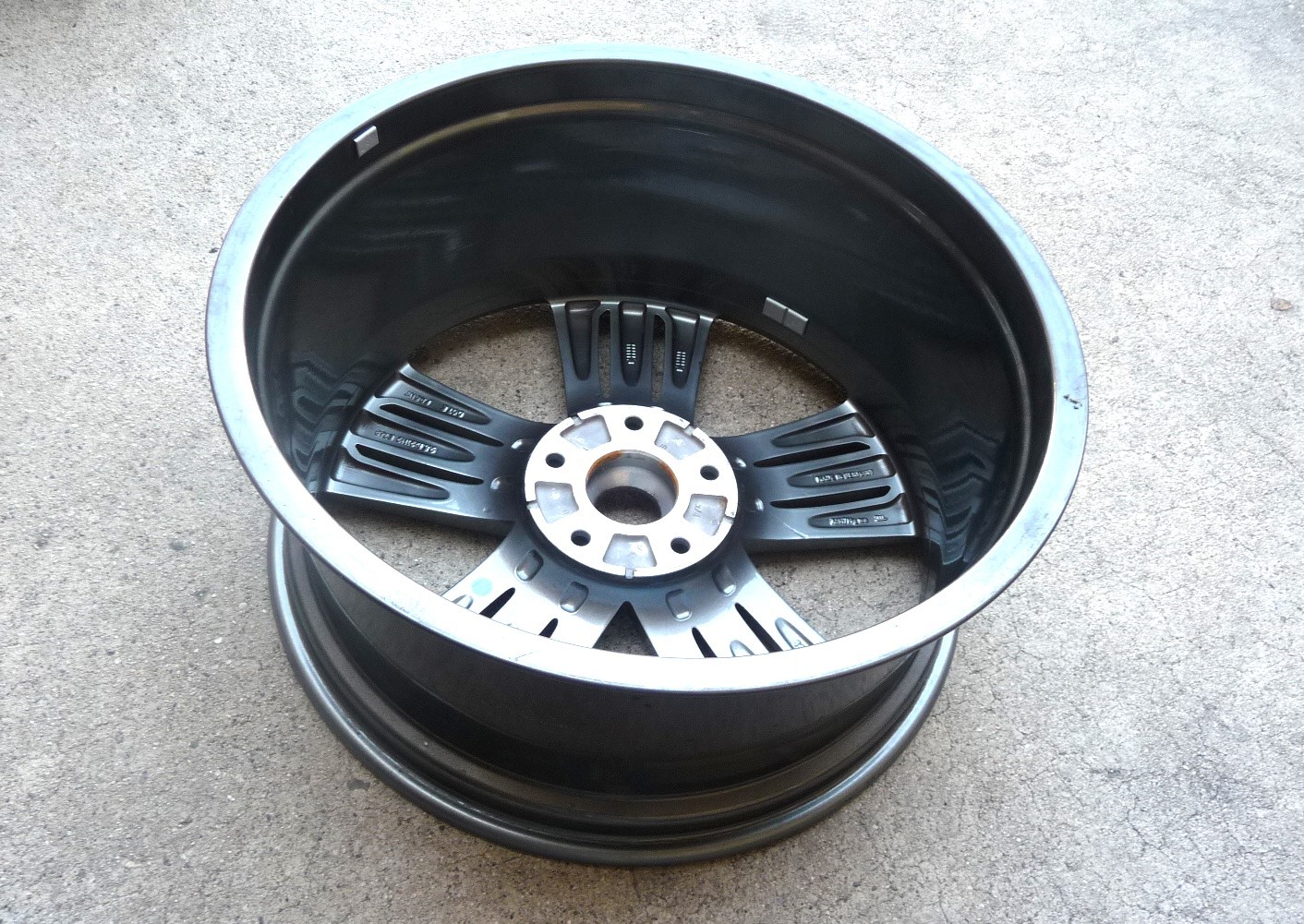Bentley Continental GT 2020-2024 Front Wheel Silver P/N 3SA601025AD