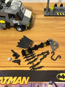 LEGO 7781 Batmobile Two-Face's Escape 100% Complete + Stickers 9/10 Condition!