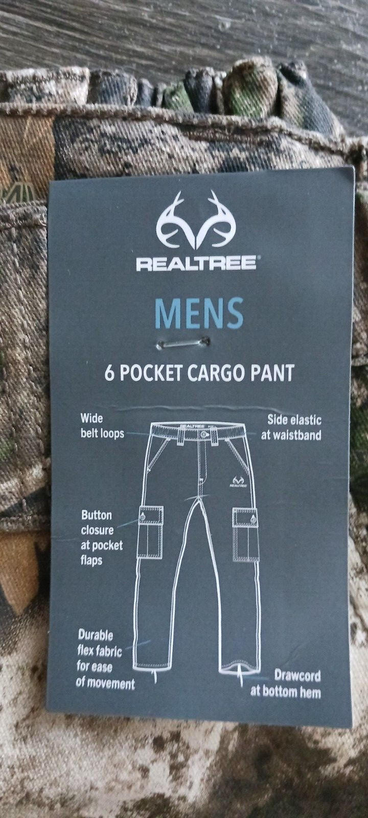 Men’s Realtree APX Cargo Hunting Pants Size Small 28-30  NWT