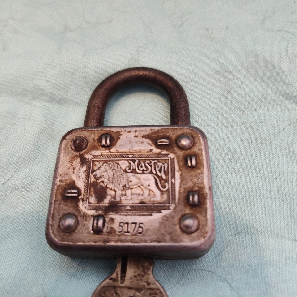 Vintage Steel 1950s Master Lock Lion Head Padlock 77 With Key Tested
