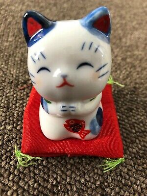 Porcelain Maneki Neko Beckon Lucky Cat For Love Pink Made In Japan