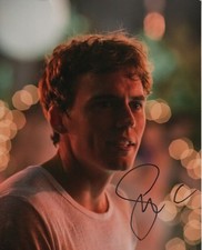 Sam Claflin Autographed Signed 8x10 Photo COA #2 w / proof