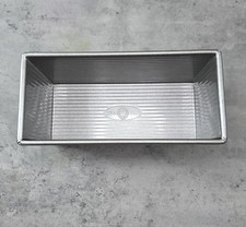 USA Pan Bakeware Pullman Loaf Pan Non-Stick Aluminized Steel 9x4x4