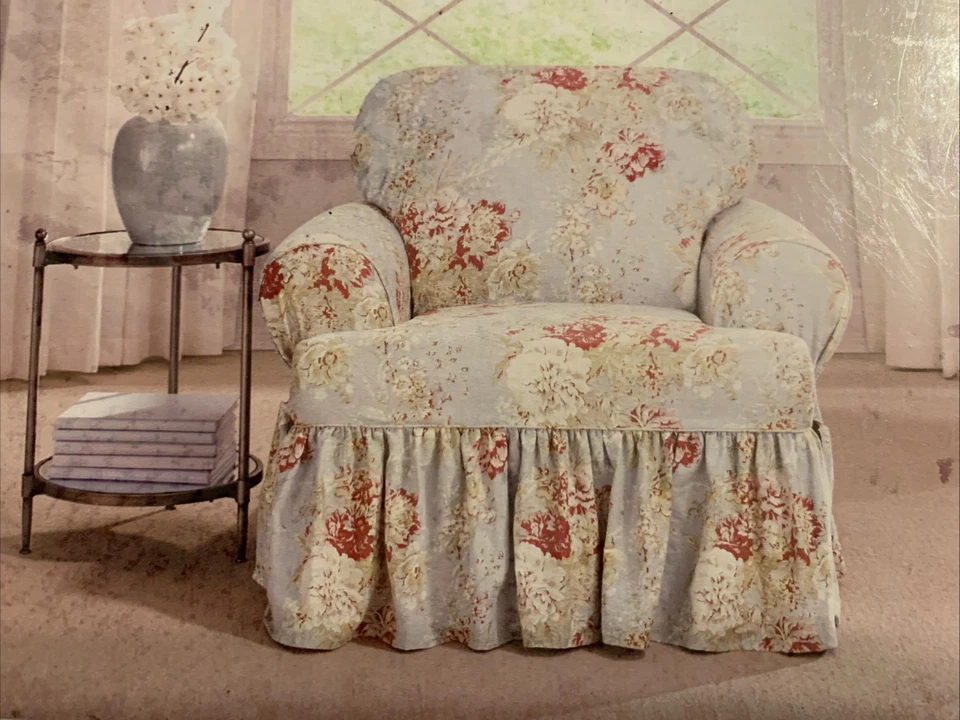 Waverly Slipcover T-Cushion Chair Ballad Bouquet/Robins Egg 32 X 43in - Image 2 of 4