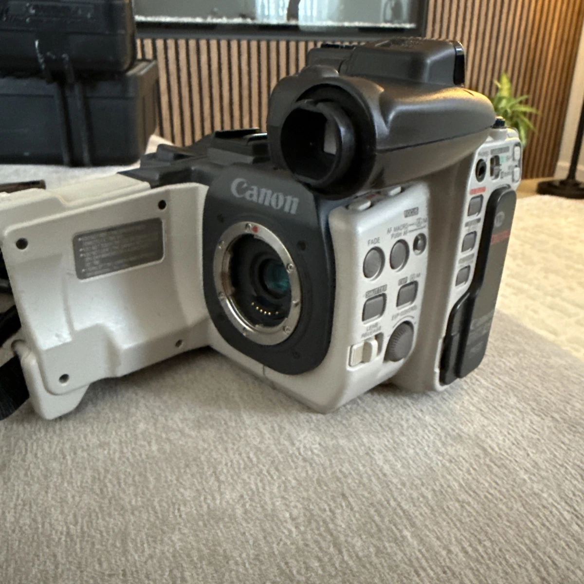 Canon Hi8 10-19x Camcorders for sale | eBay