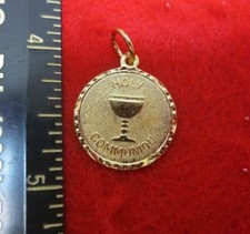 14KT GOLD EP HOLY COMMUNION DIAMOND CUT CHARM PENDANT-1525