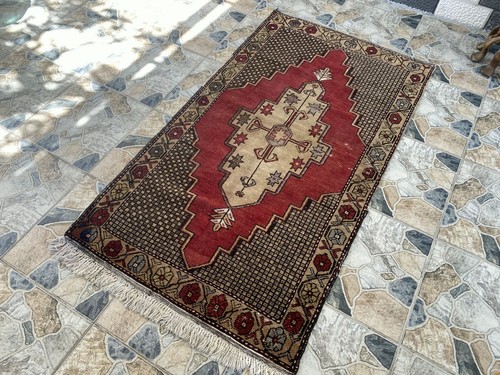 Pre 1980’s ANTIQUE ANATOLIAN FARMHOUSE RUG - GEOMETRIC TRIBAL TURKISH VINTAGE - Picture 10 of 12