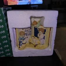 San Francisco Music Box Company Drummer Boy Book Christmas Joy to the World 1995