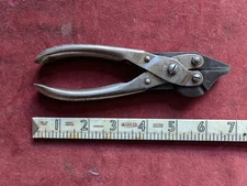Vintage Maun Pliers (H)