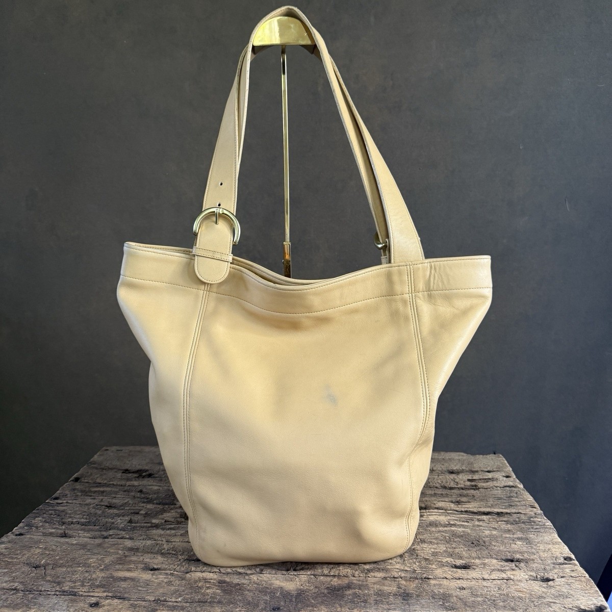 クリーニング済 old coach 4082 Soho Bag Vintage Coach Soho Duffle 4082 Tote Shoulder Bag Chamois Yellow