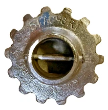 517098R1 IH Seed Plate Drive Sprocket, 101 Side Dresser; Farmall  SA 100 130 140