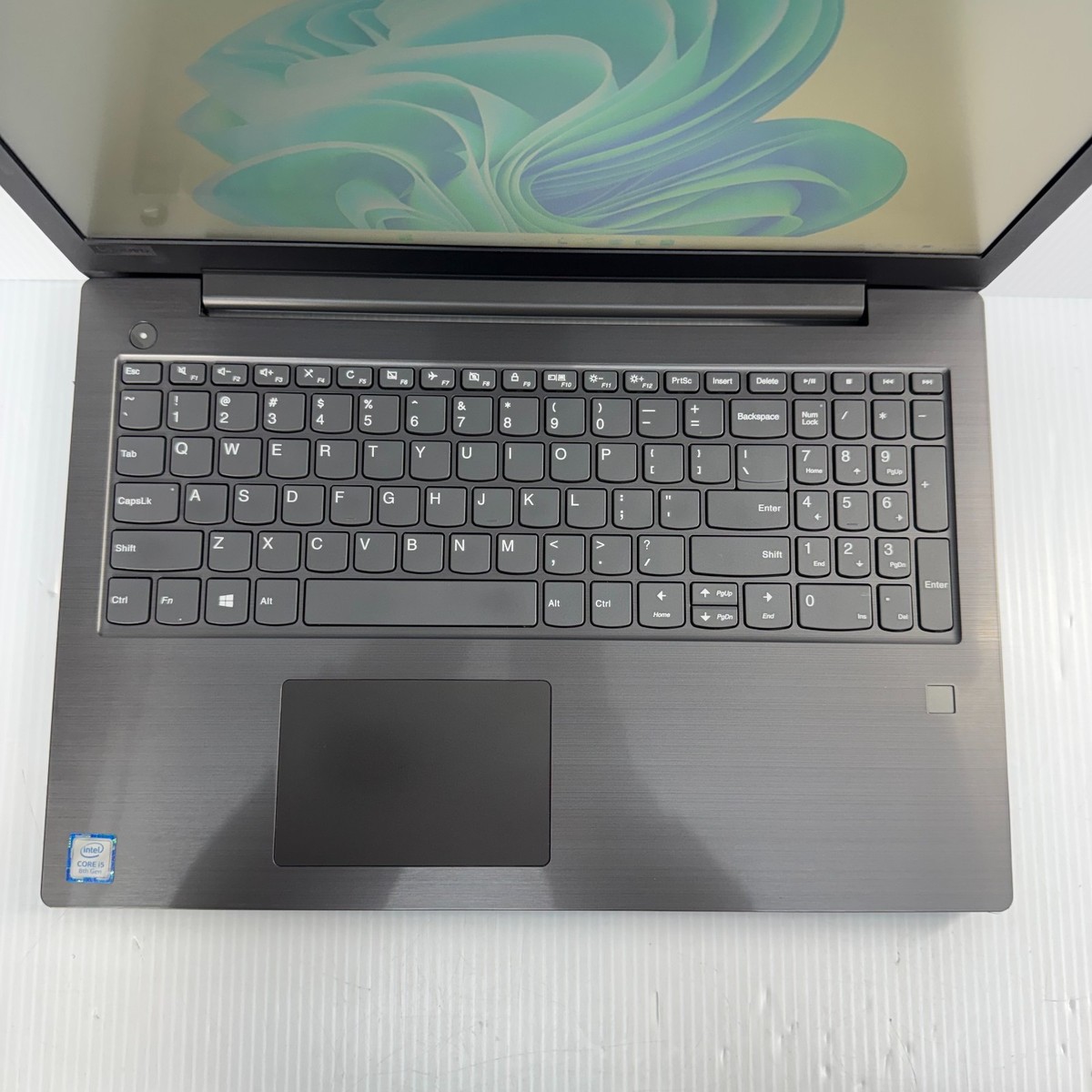 Windowsノート本体 M9953 Lenovo V330-15IKB Core i5-8250U Lenovo V330-15IKB 81AX | Overview, Specs, Details | SHI
