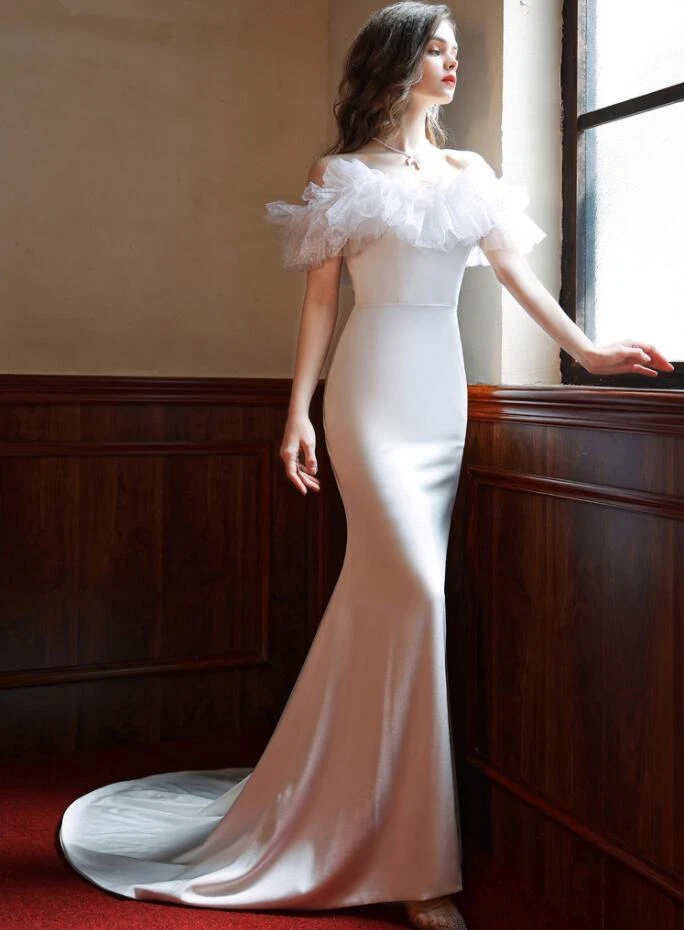 Off shoulder top fishtail gown