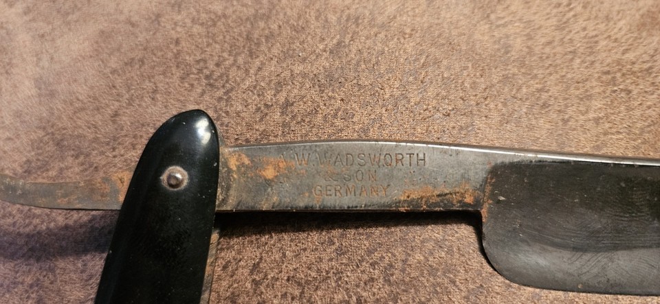 VINTAGE ORIGINAL 3 STRAIGHT RAZORS WITH MAKERS MARKS!!! | eBay