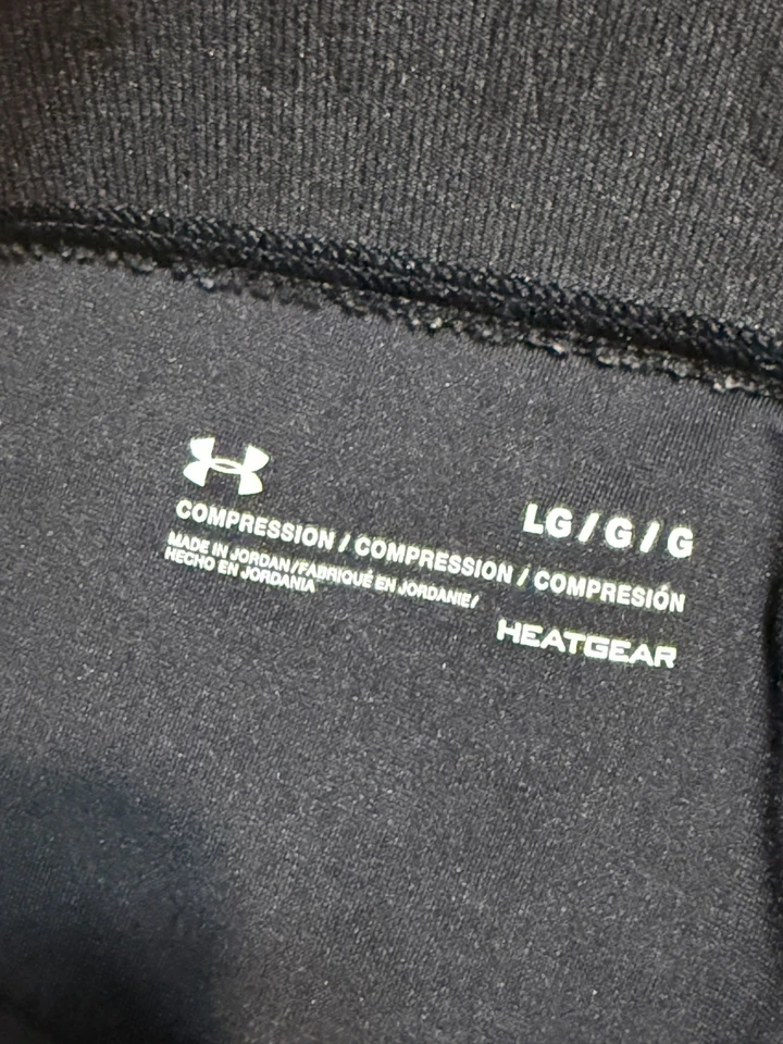 Pantalones Under Armour, Para Mujer Grandes, Blanco Negro Capri Leggings Compresión Foto 4 de 4