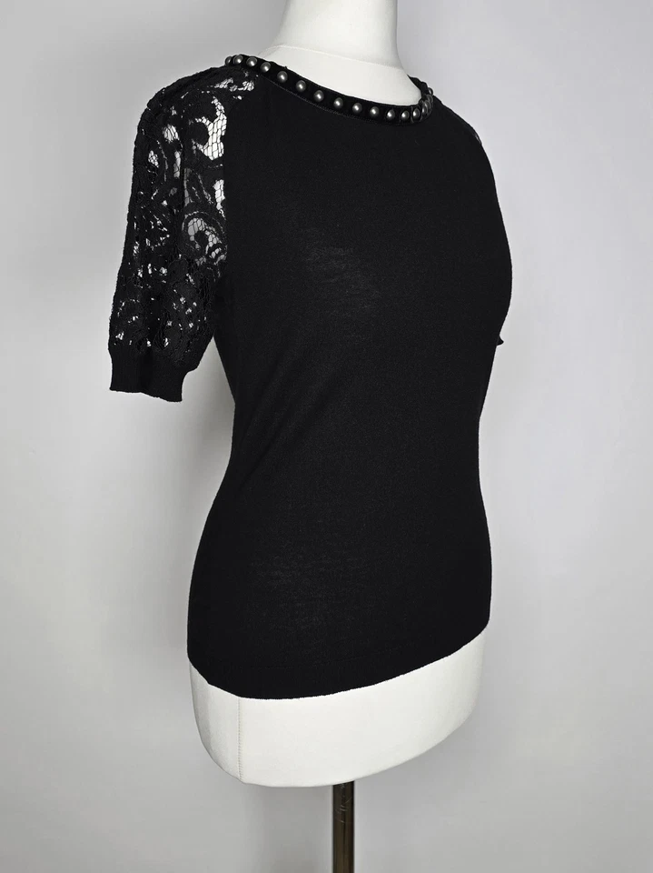 Top de lana negro Alberta Ferretti con mangas de encaje y detalles de tachuelas - Reino Unido 8 Foto 2 de 4