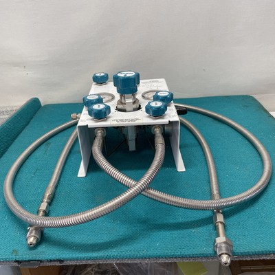 Airgas Automatic Changeover Module DEWAR, Y13-CP145DLP, Pressure Gauge,Regulator