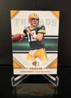 AARON RODGERS   2009 Upper Deck SP Threads Football Card No. 1